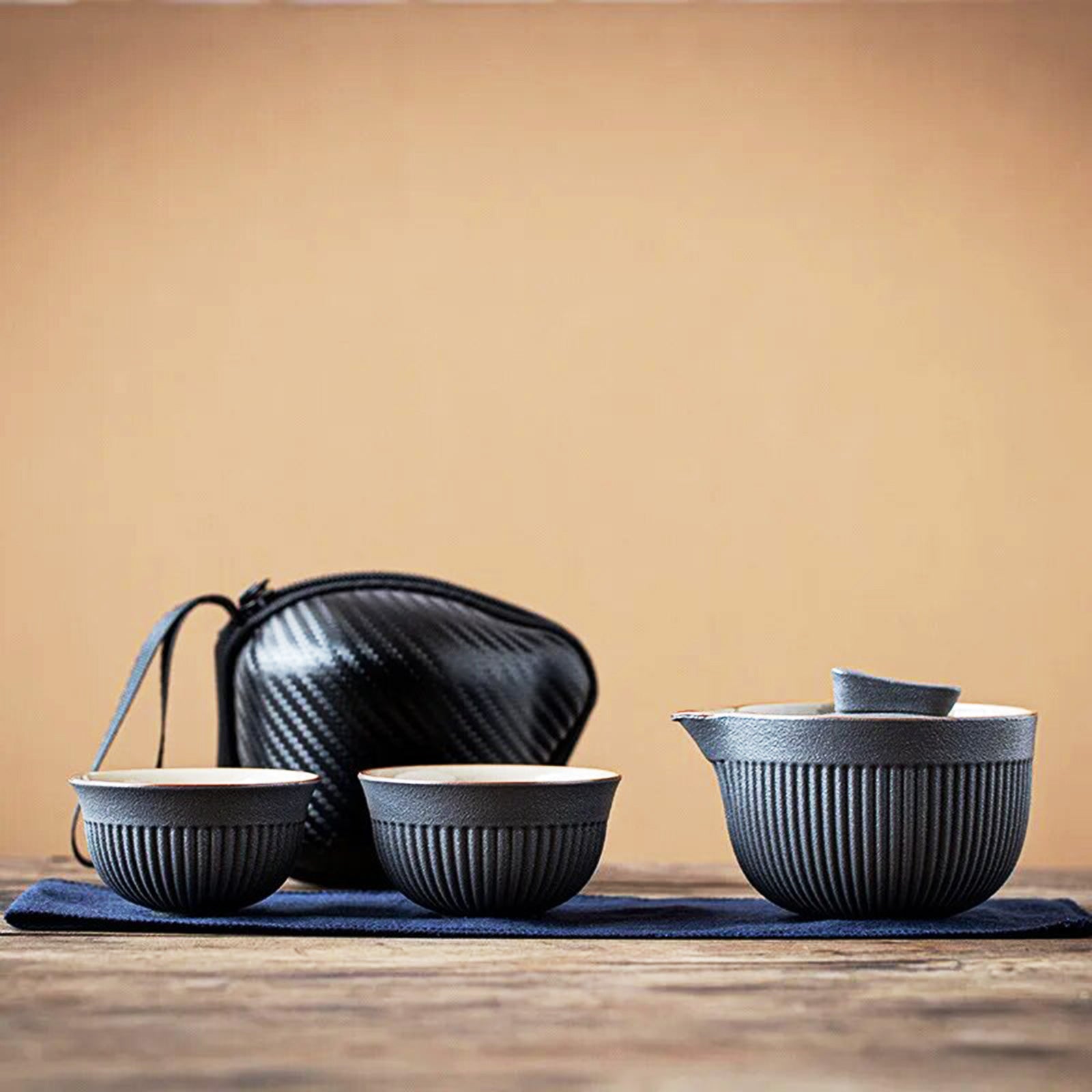 Beautiful Compact Tea Set: Enjoy Portable Elegance!