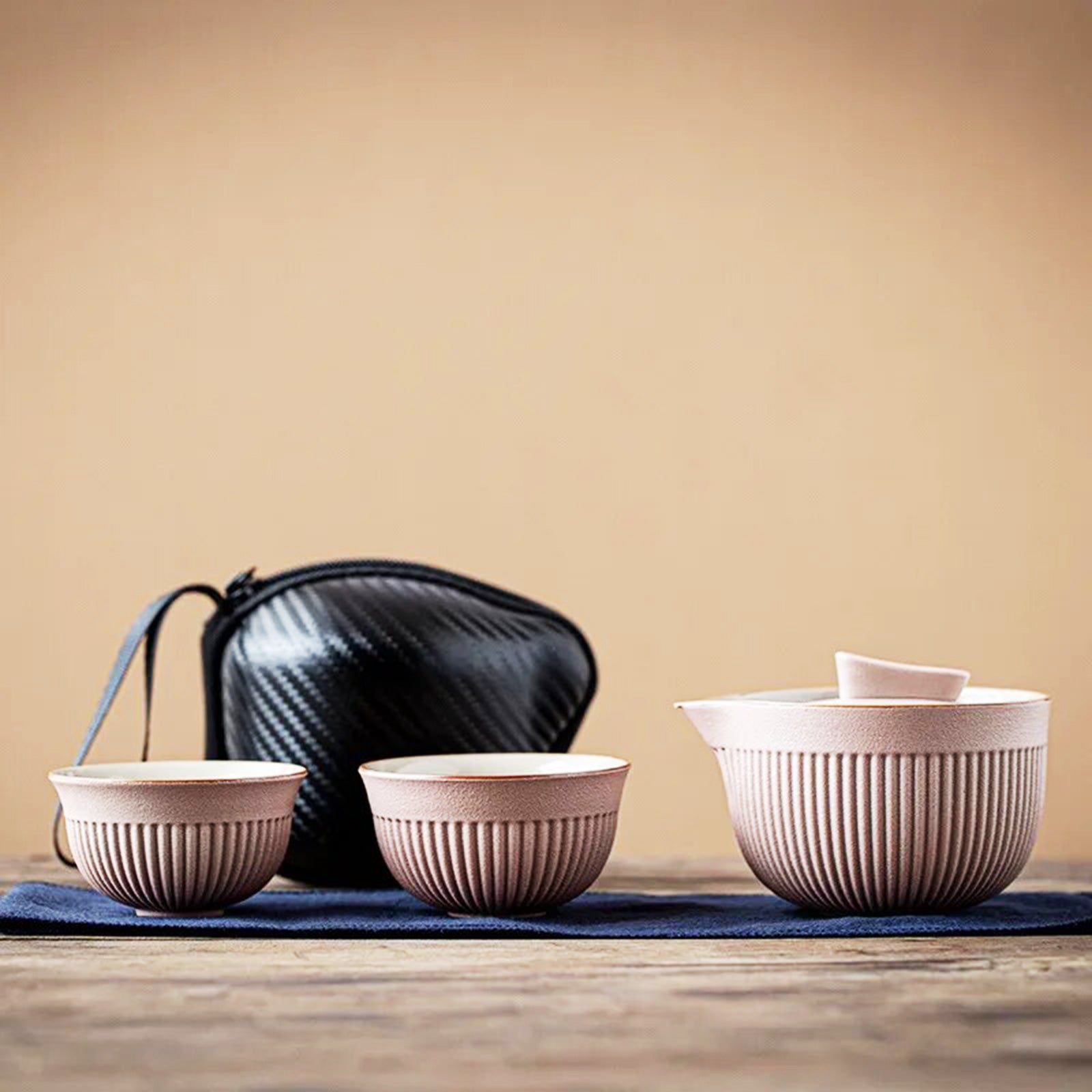 Beautiful Compact Tea Set: Enjoy Portable Elegance!