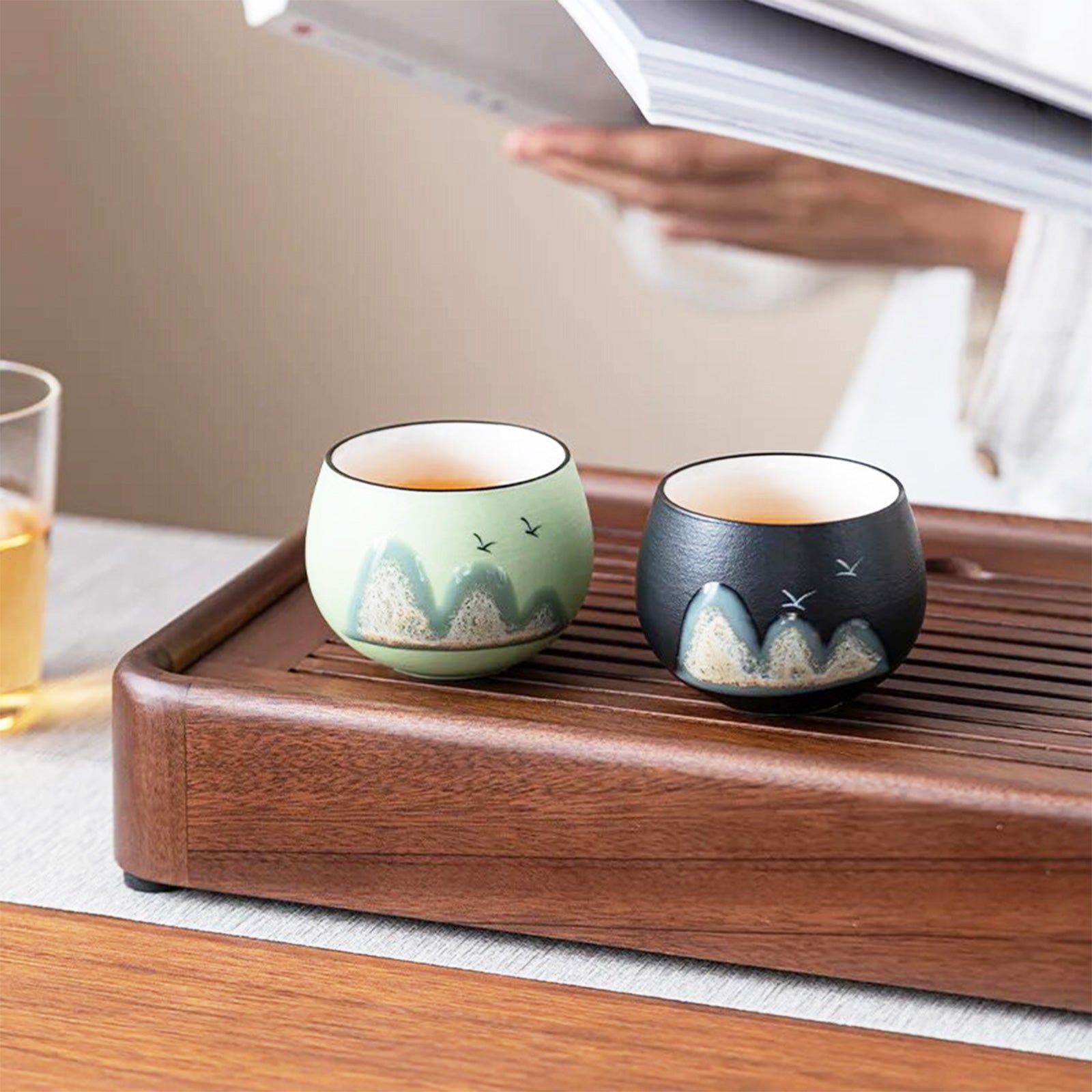 Chic 4-Part Tea Set: Boxed Brilliance with Mountain Magic