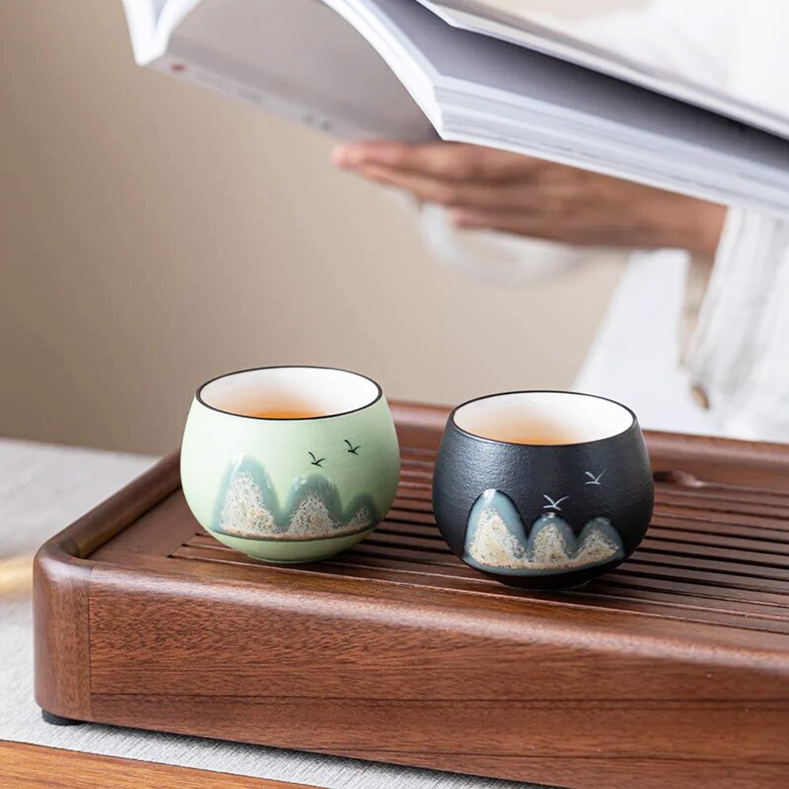 Chic 4-Part Tea Set: Boxed Brilliance with Mountain Magic