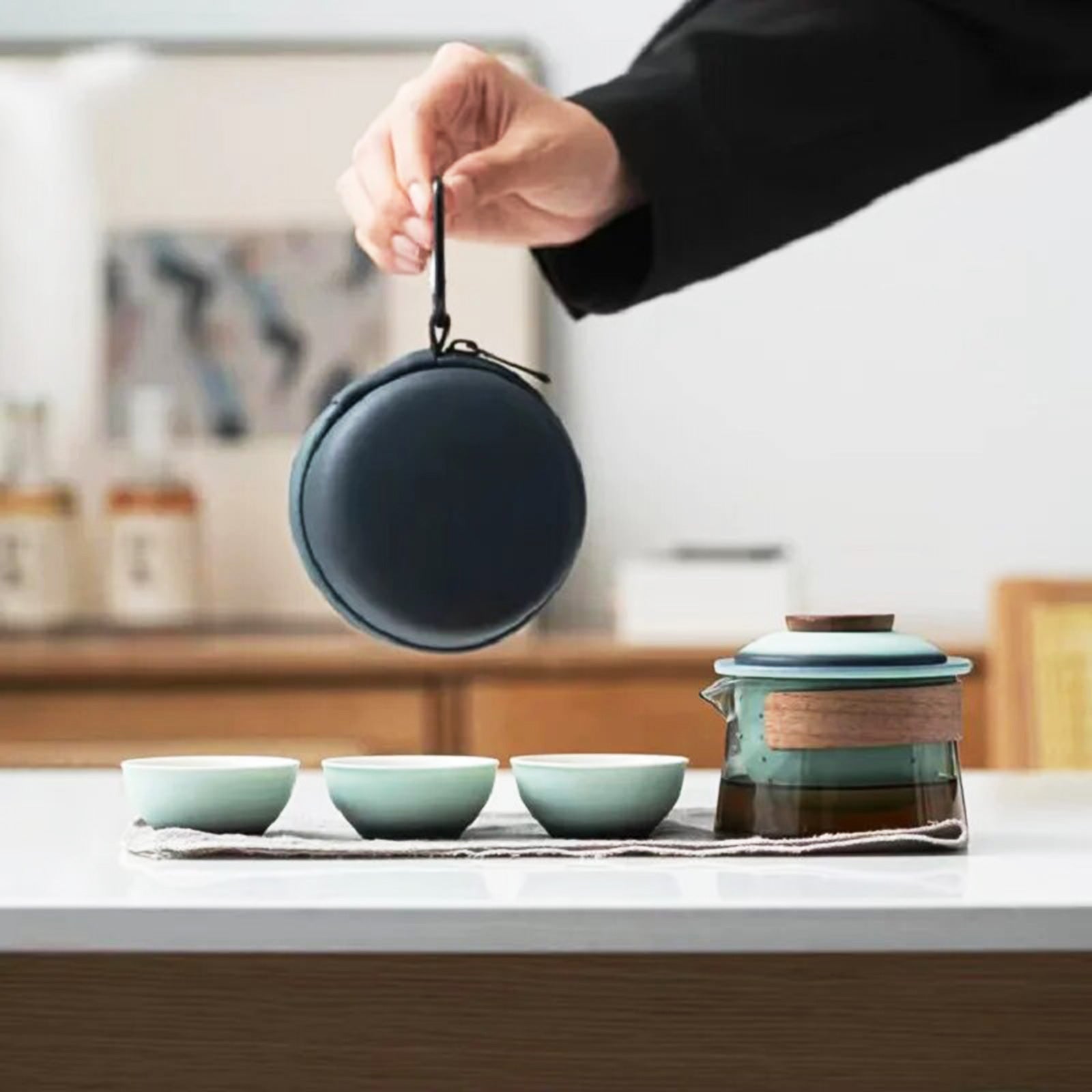 Chic Zen Elegance: Portable Tea Set for Modern Tea Enthusiasts