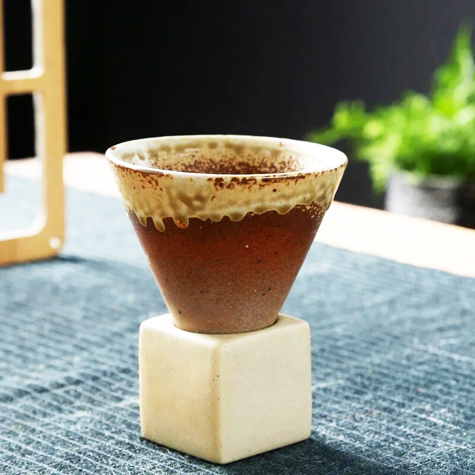 Cone-Shaped Cups: Add Some Fun to Your Drinks!