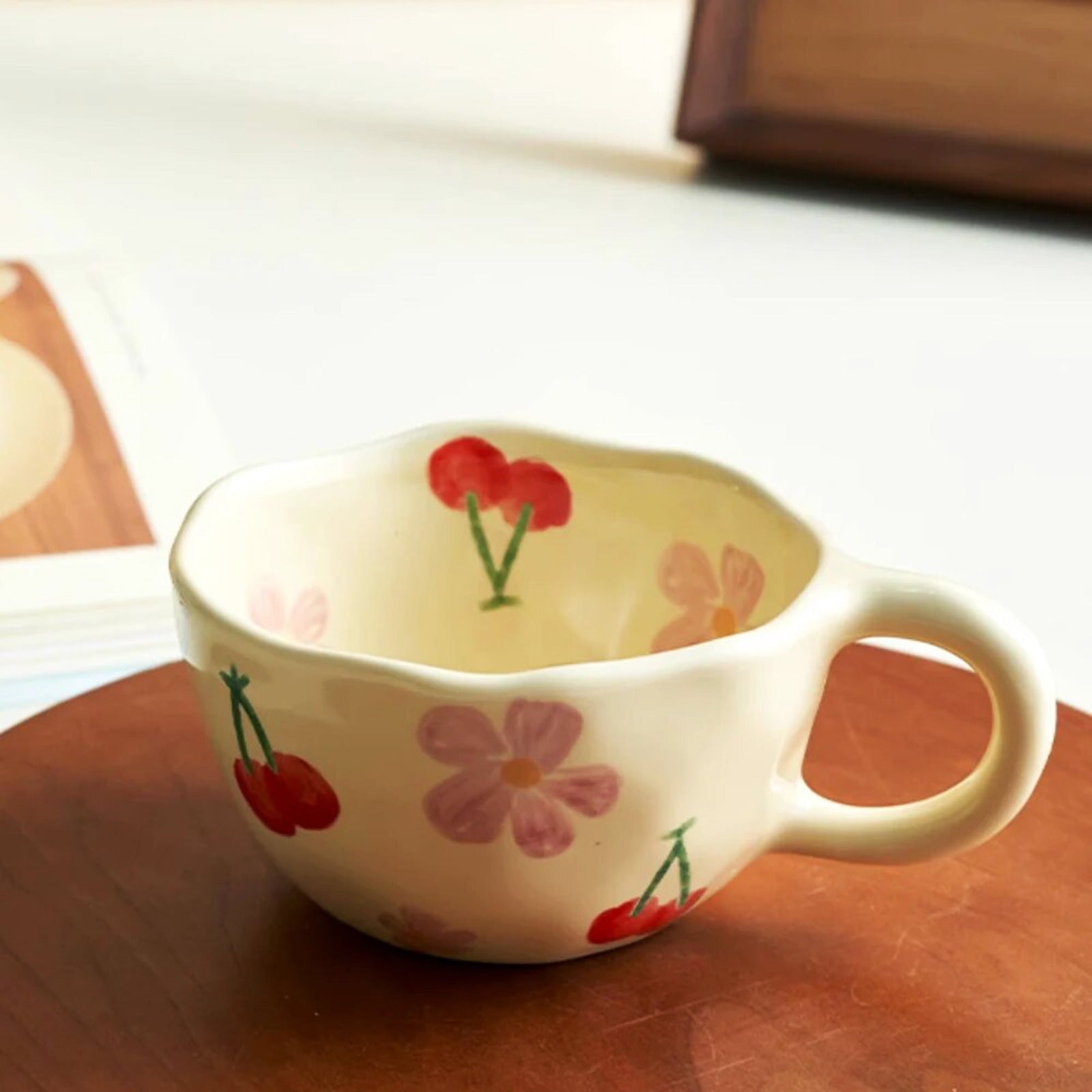 Cozy Retro Mugs with Unique Flower Design