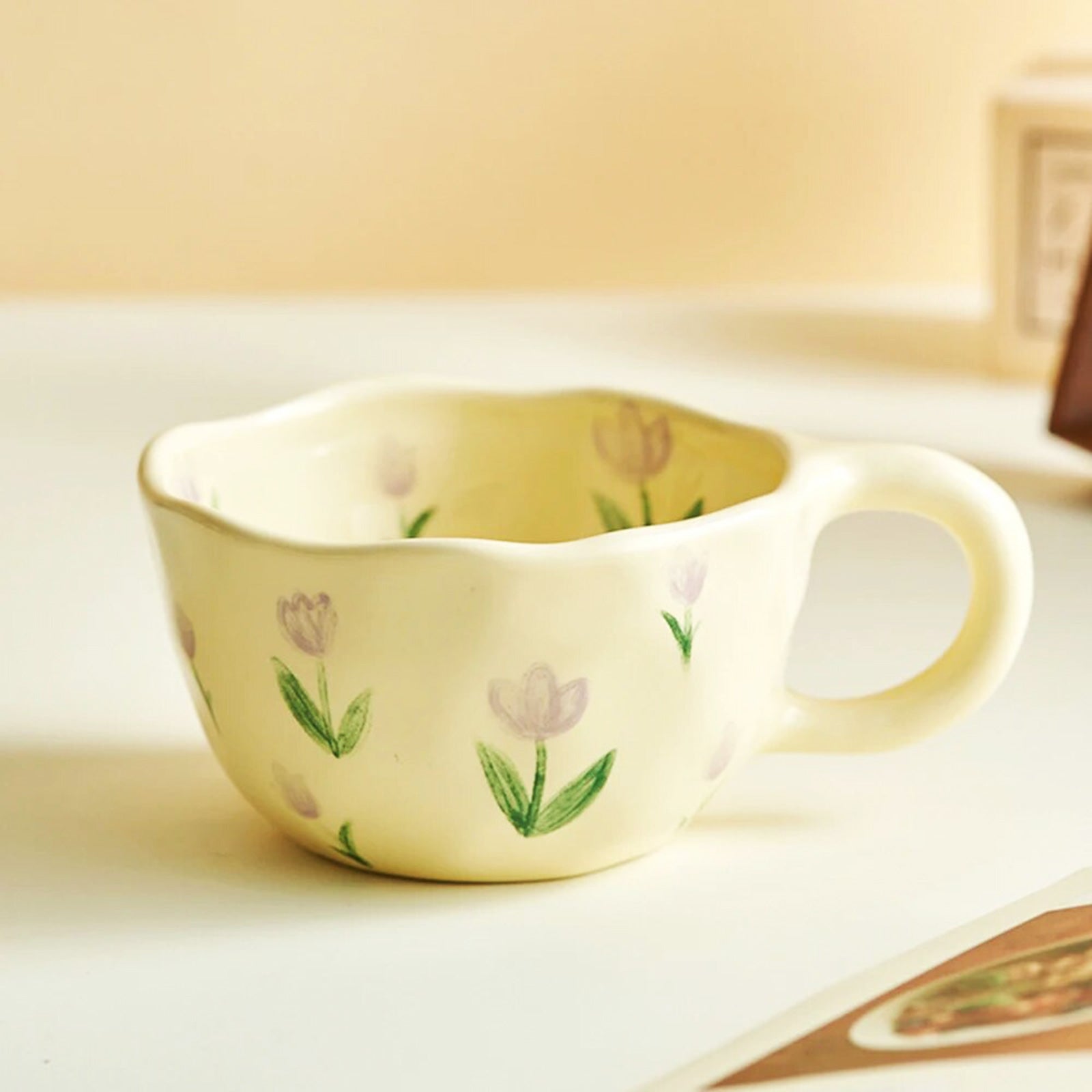 Cozy Retro Mugs with Unique Flower Design