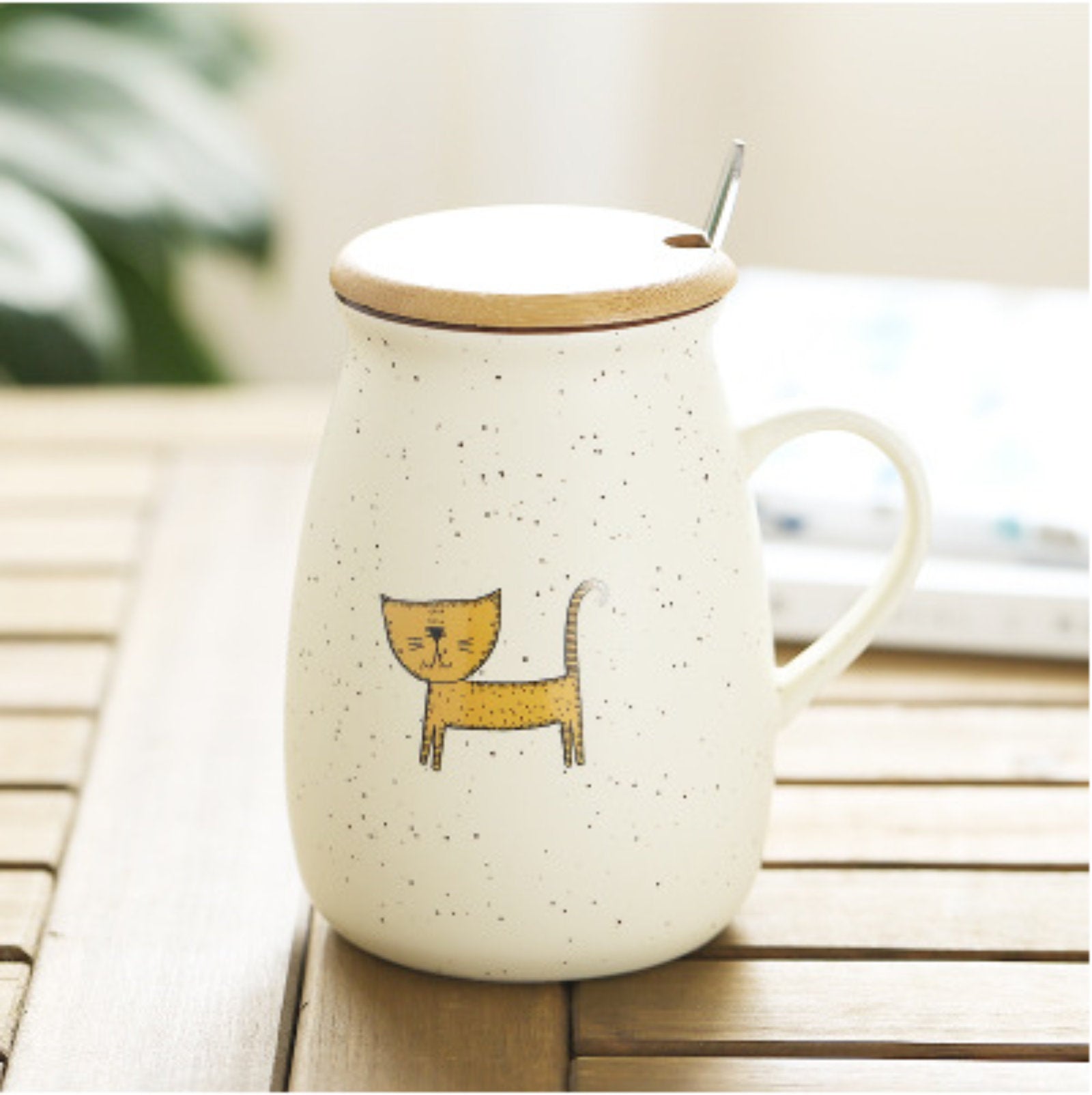 Cute Cat-Themed Retro Mug with Milk Bottle Shape and Wooden Cover