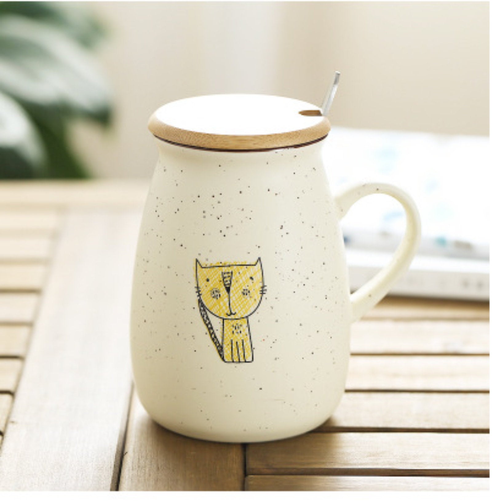 Cute Cat-Themed Retro Mug with Milk Bottle Shape and Wooden Cover