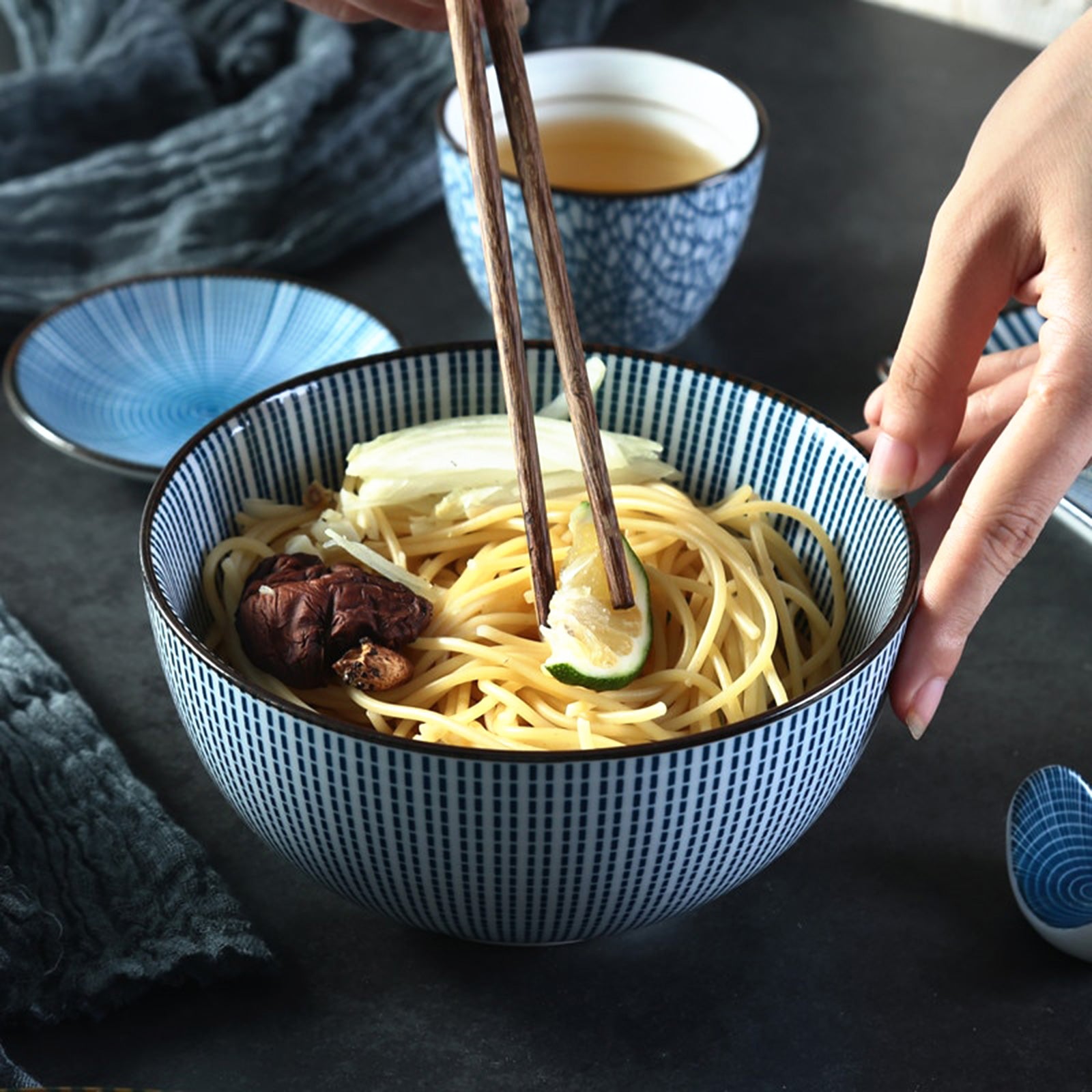 Versatile Minimalist Japanese Bowls (4 Styles, 4 Sizes)