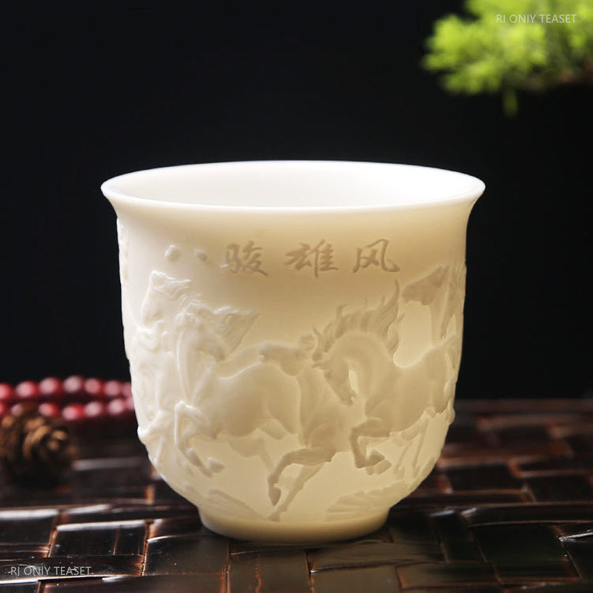 Eastern Charm Meets Practicality: Pure White Chinese Porcelain Tea Cups (4 styles)