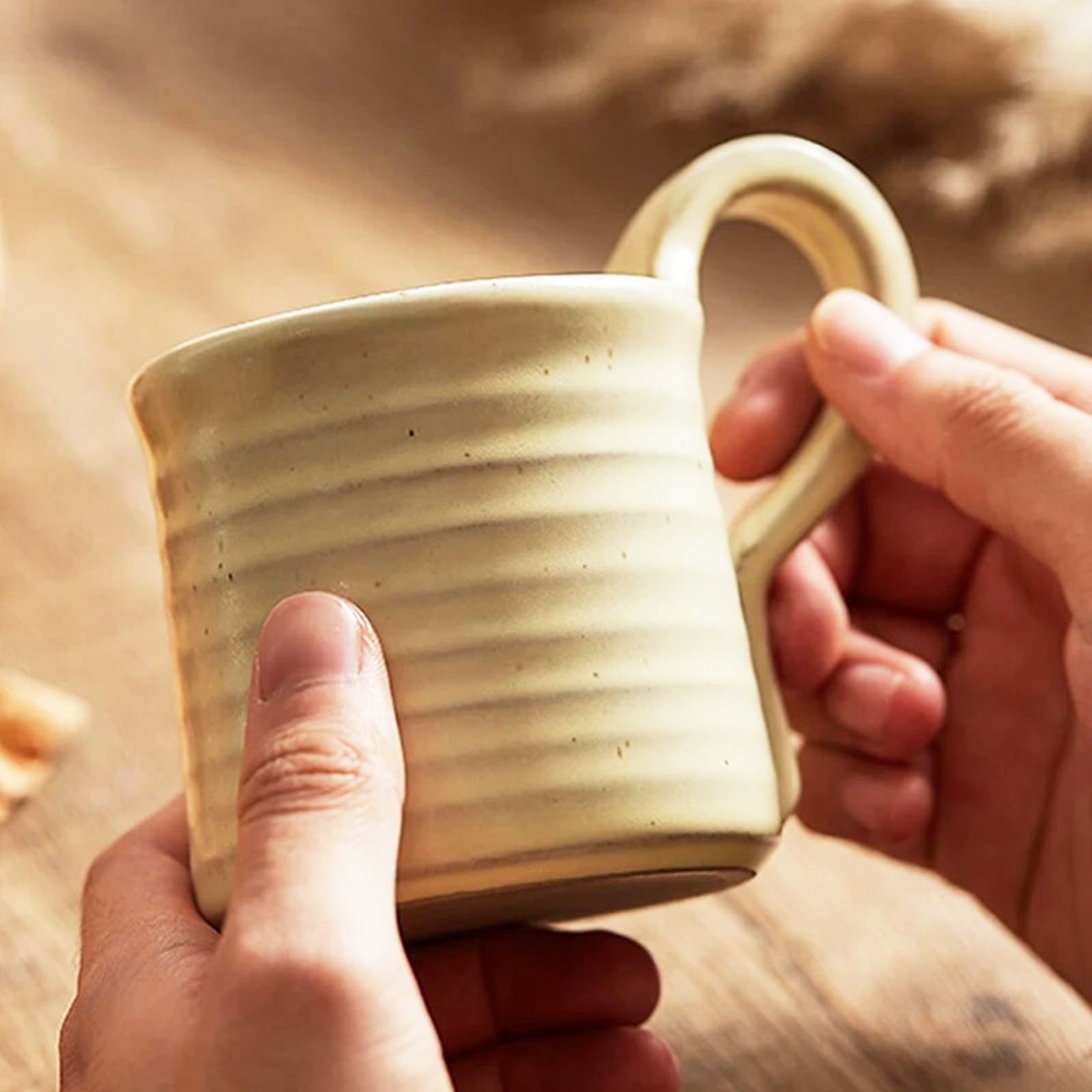 Retro Japanese Mugs with Ribs and Cute Curled Ear