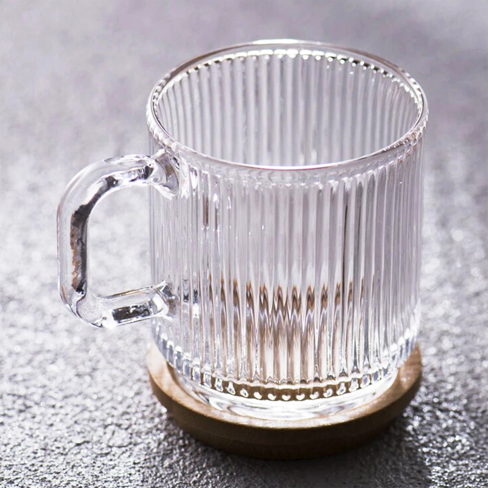 Sturdy Glass Mug With Ribbed Vertical Stripe Pattern and Cute Lid