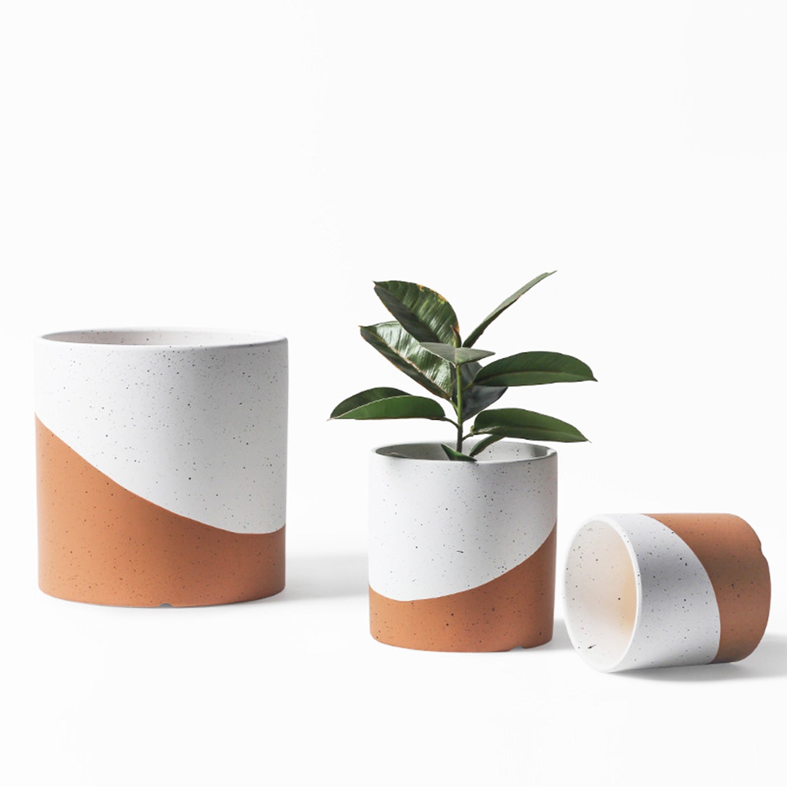 Unique Nordic Flower Pots with Stylish Diagonal White And Terracotta Coloring (4 sizes)