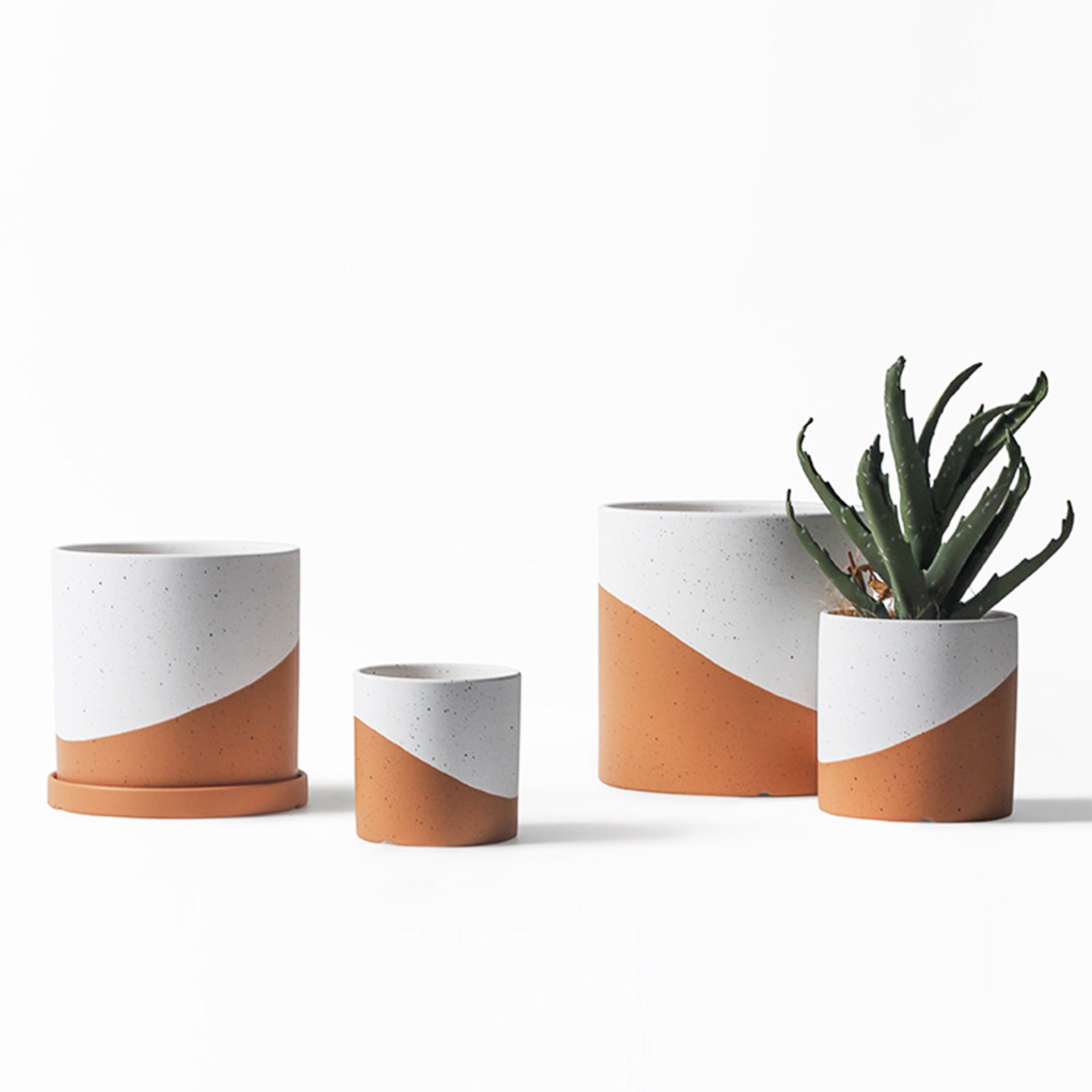 Unique Nordic Flower Pots with Stylish Diagonal White And Terracotta Coloring (4 sizes)