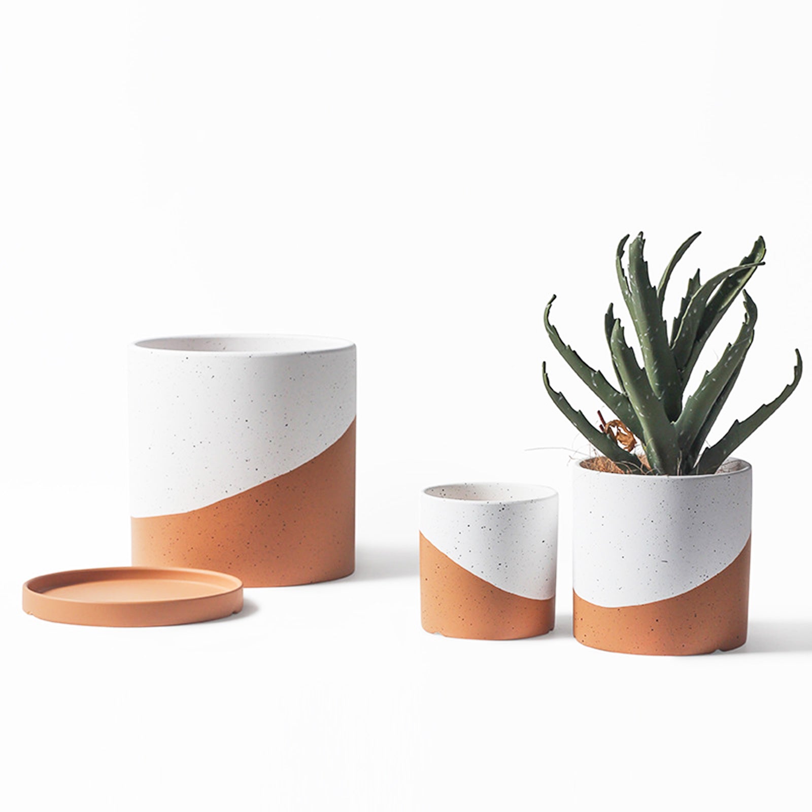 Unique Nordic Flower Pots with Stylish Diagonal White And Terracotta Coloring (4 sizes)