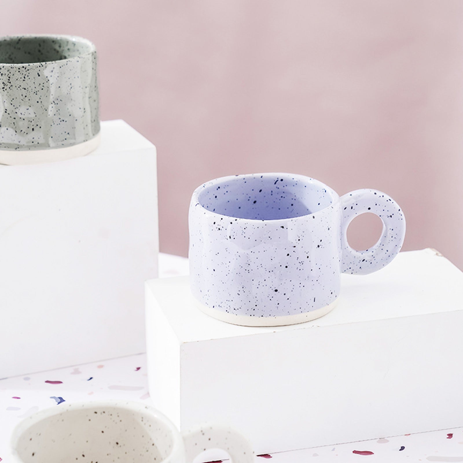 Pastel-Colored Nordic Coffee Mugs to Warm Up Your Mornings (3 styles)